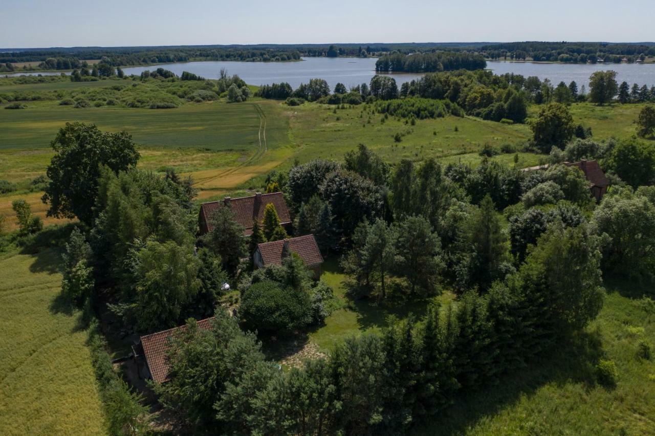 Villa Dziki Brzeg Jezioraka Zalewo  Exterior foto